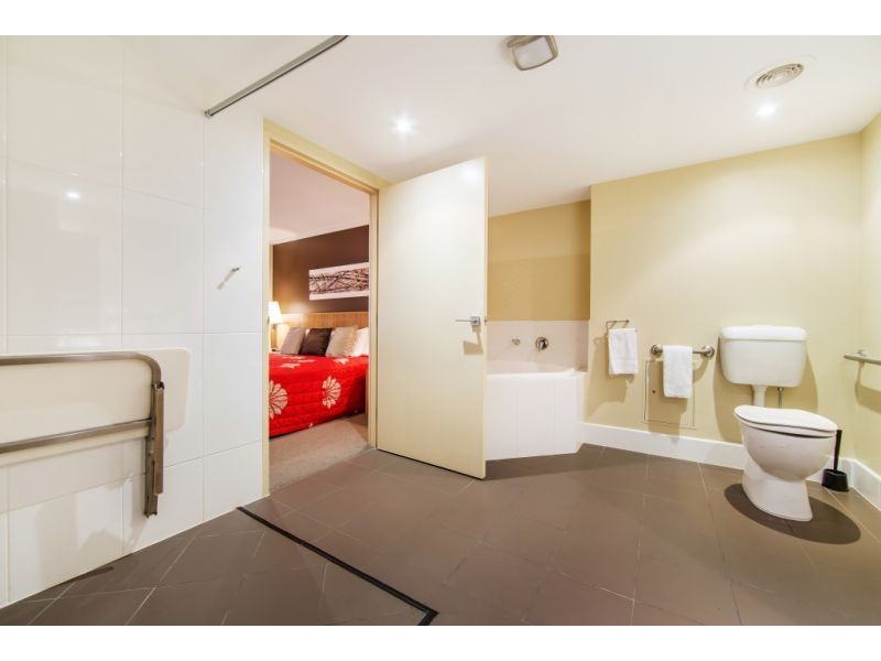 Unit 118/569 ‘Oceans’ Charlton Esplanade, Urangan QLD 4655