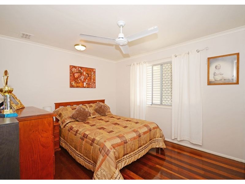 14 Prince Street, Urangan QLD 4655