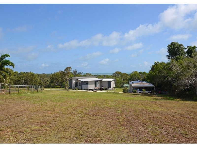 35 Highview Drive, Craignish QLD 4655