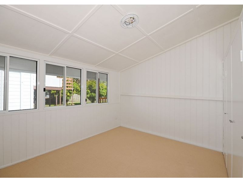 7 Lincolnfield Street, Torquay QLD 4655