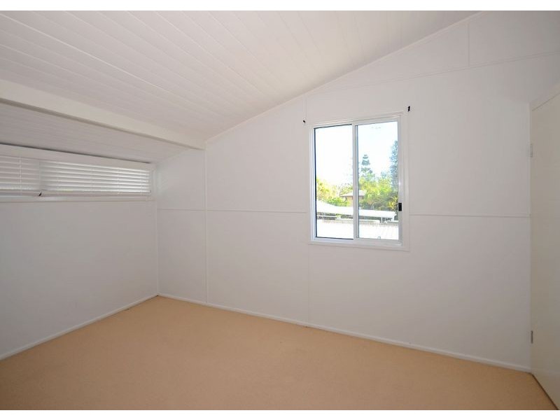 7 Lincolnfield Street, Torquay QLD 4655