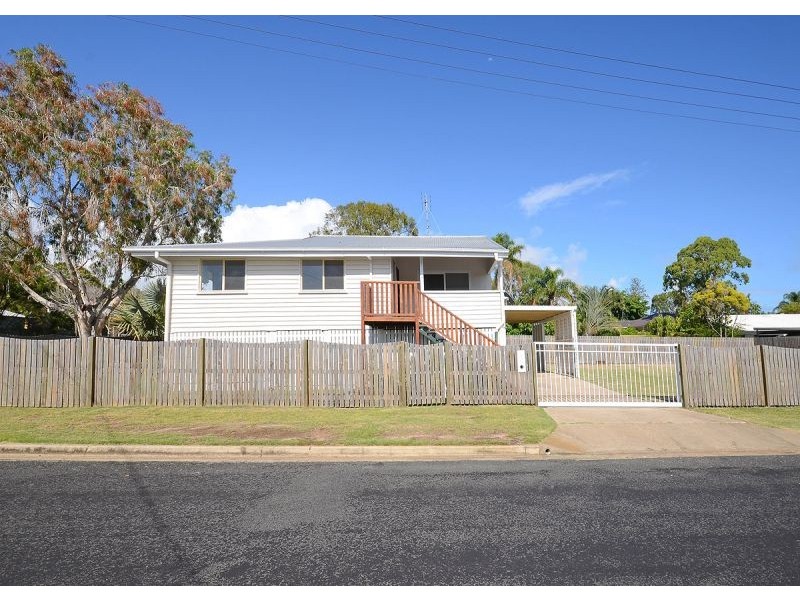 7 Lincolnfield Street, Torquay QLD 4655