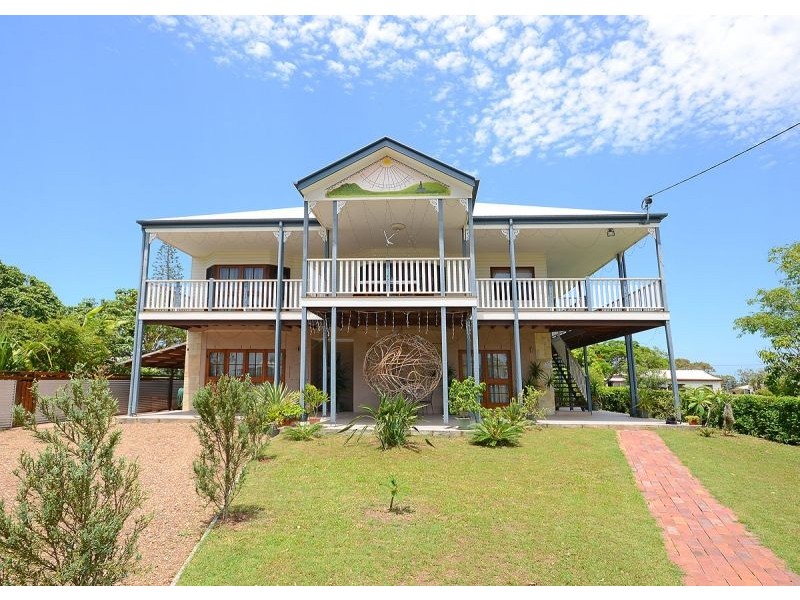 15 Banksia Street, Point Vernon QLD 4655