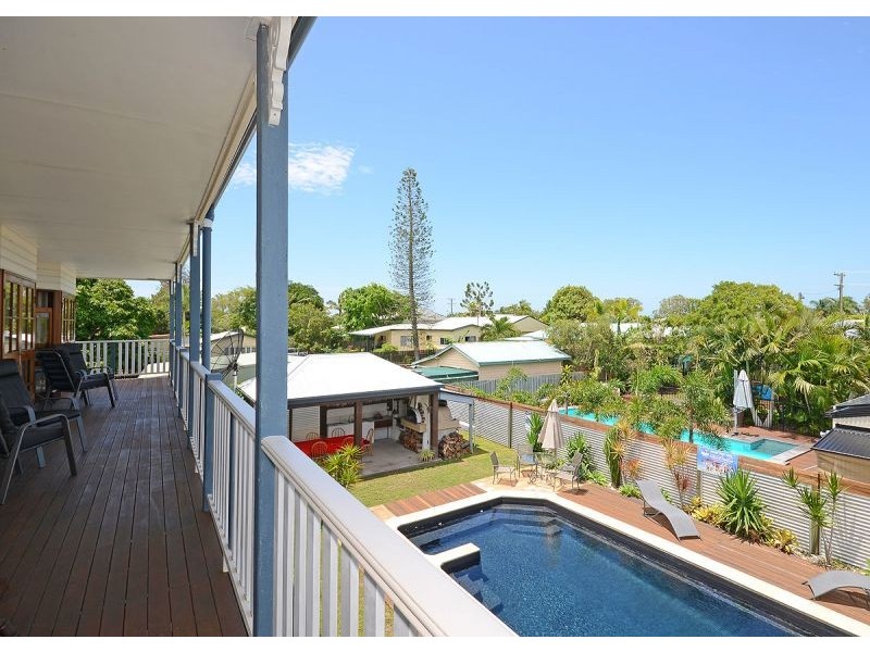 15 Banksia Street, Point Vernon QLD 4655