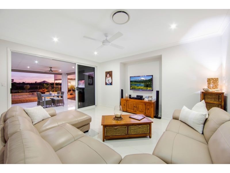 63 Rosewood Avenue, Wondunna QLD 4655