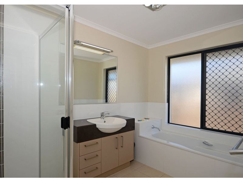 213 Long Street, Pialba QLD 4655