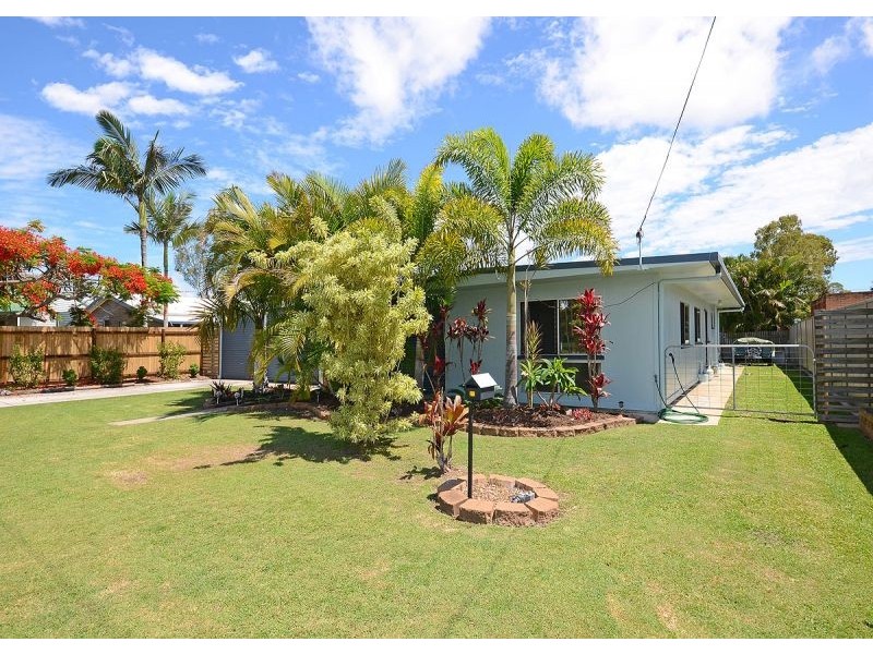 21 Paradise Street, Point Vernon QLD 4655