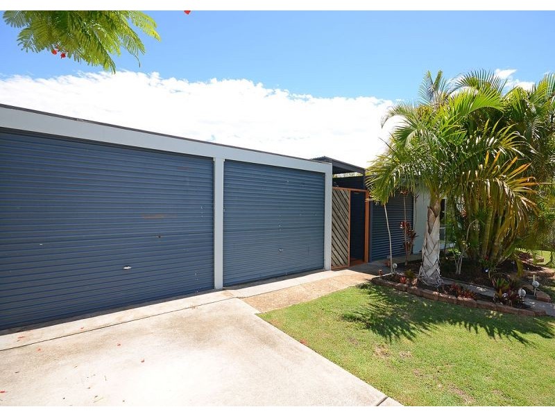 21 Paradise Street, Point Vernon QLD 4655