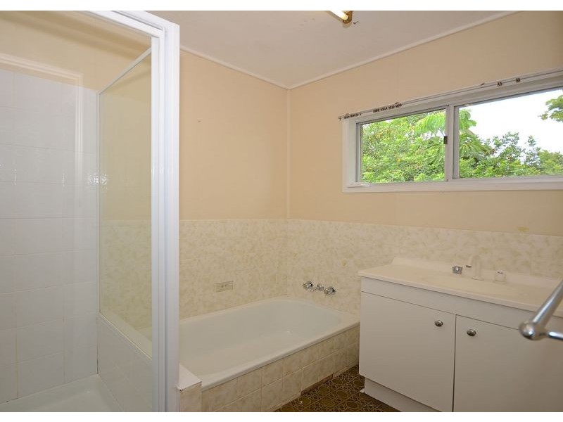 343 Boat Harbour Drive, Scarness QLD 4655