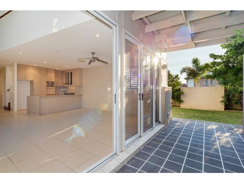 Unit 1/8 ‘Trade Winds’ Hervey Street, Scarness QLD 4655