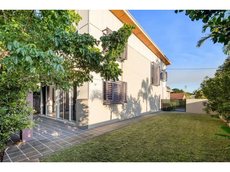 Unit 1/8 ‘Trade Winds’ Hervey Street, Scarness QLD 4655