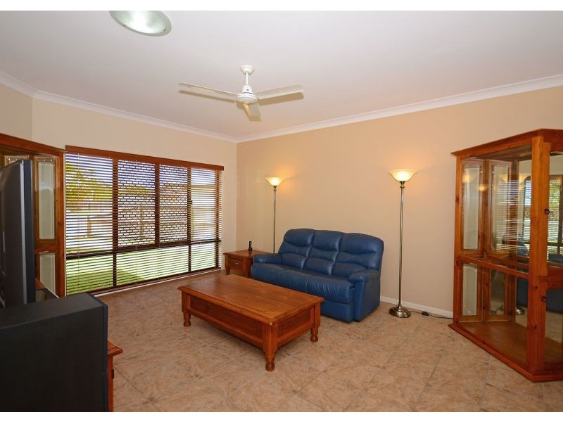 33 Sandalwood Drive, Wondunna QLD 4655
