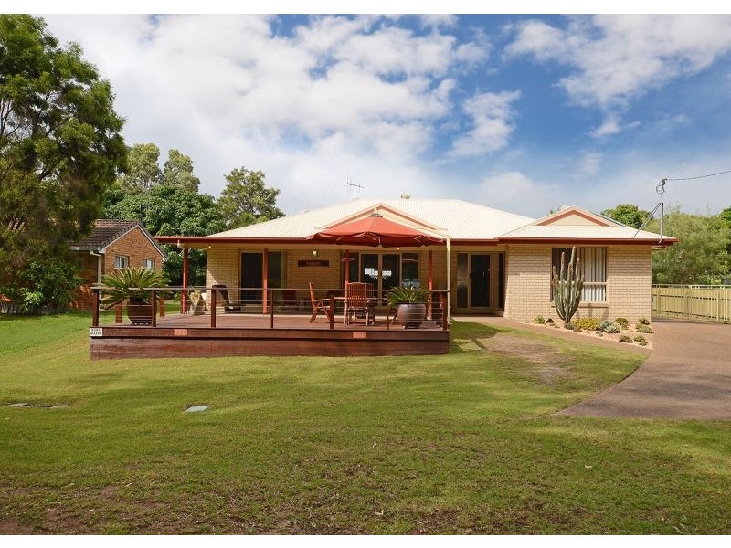 110 Esplanade, Toogoom QLD 4655