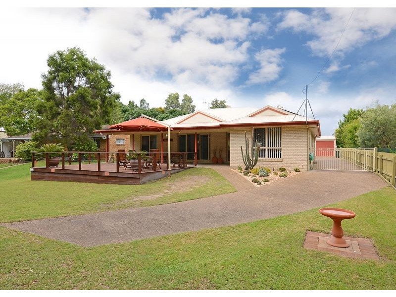 110 Esplanade, Toogoom QLD 4655