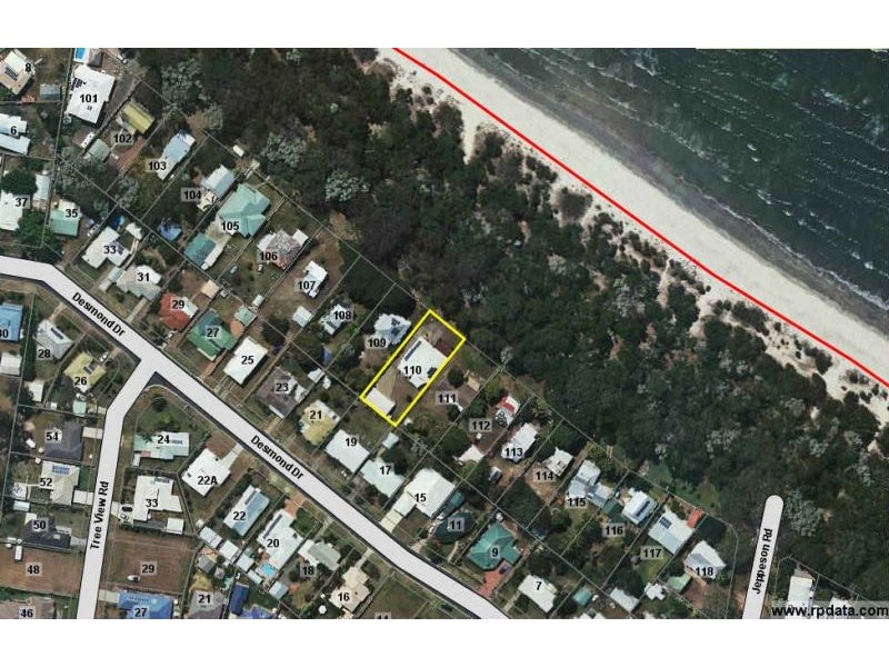 110 Esplanade, Toogoom QLD 4655