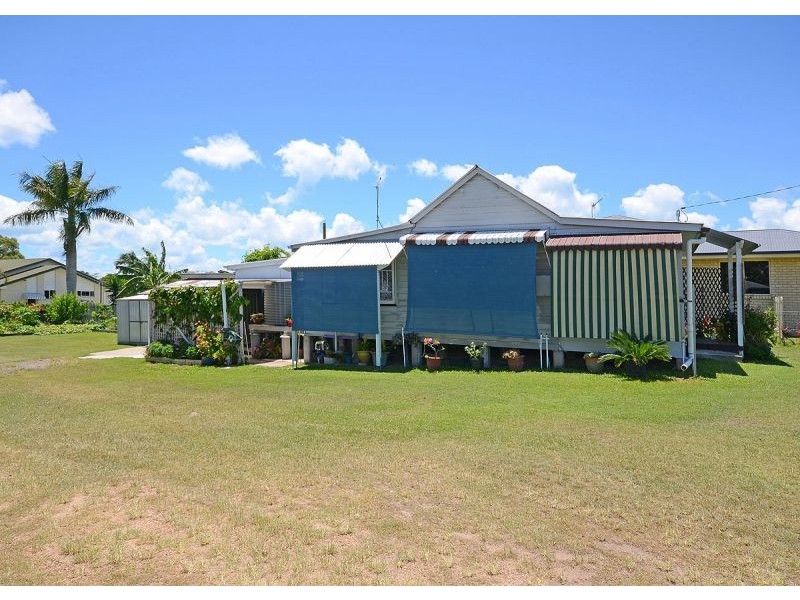 59 Dayman Street, Urangan QLD 4655