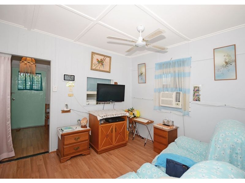 59 Dayman Street, Urangan QLD 4655