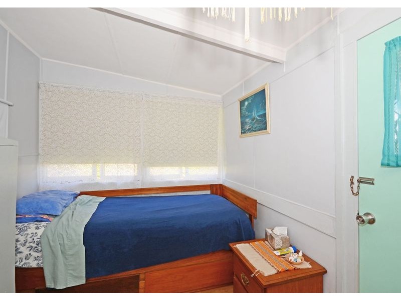 59 Dayman Street, Urangan QLD 4655