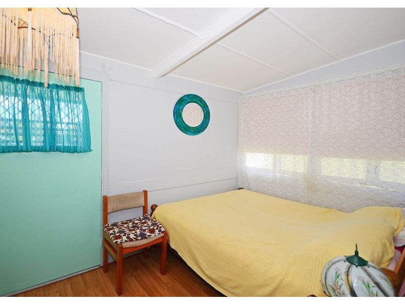 59 Dayman Street, Urangan QLD 4655