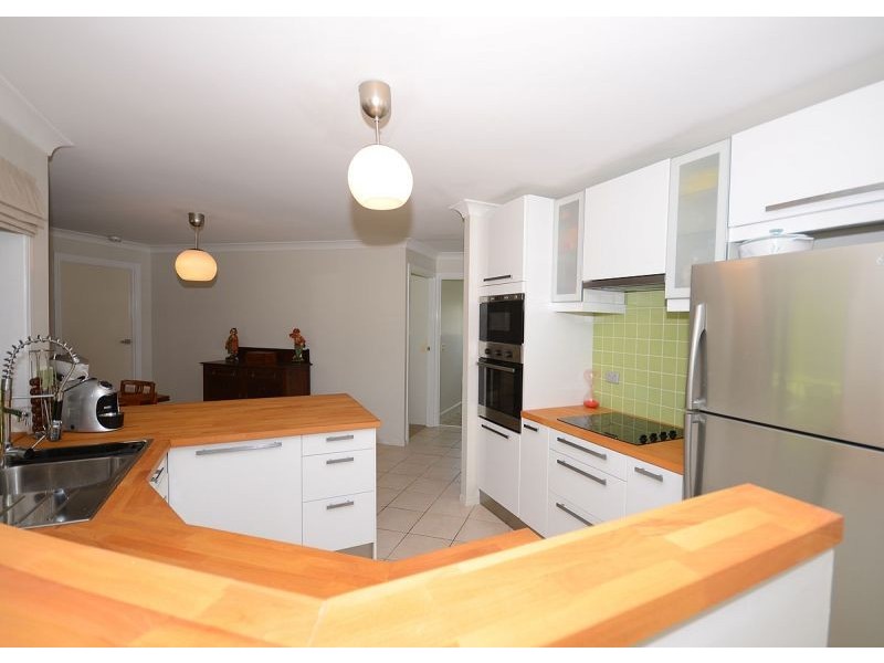 15 Haydn Drive, Kawungan QLD 4655