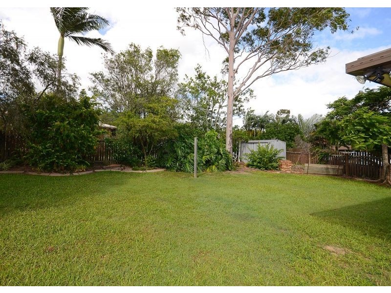 15 Haydn Drive, Kawungan QLD 4655