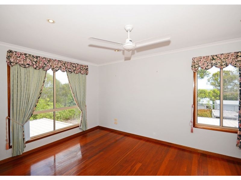 11 Tudor Avenue, Urraween QLD 4655