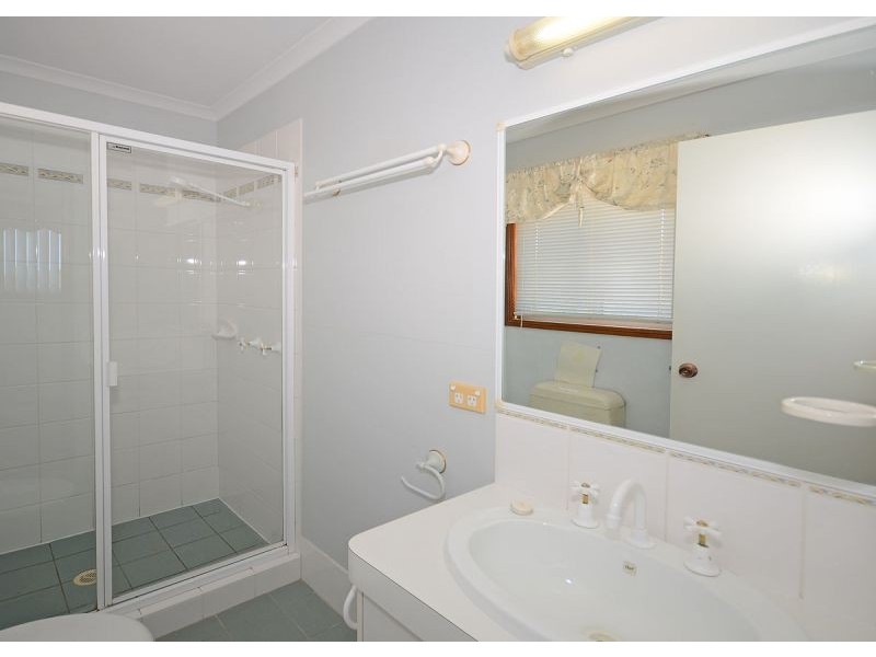 11 Tudor Avenue, Urraween QLD 4655