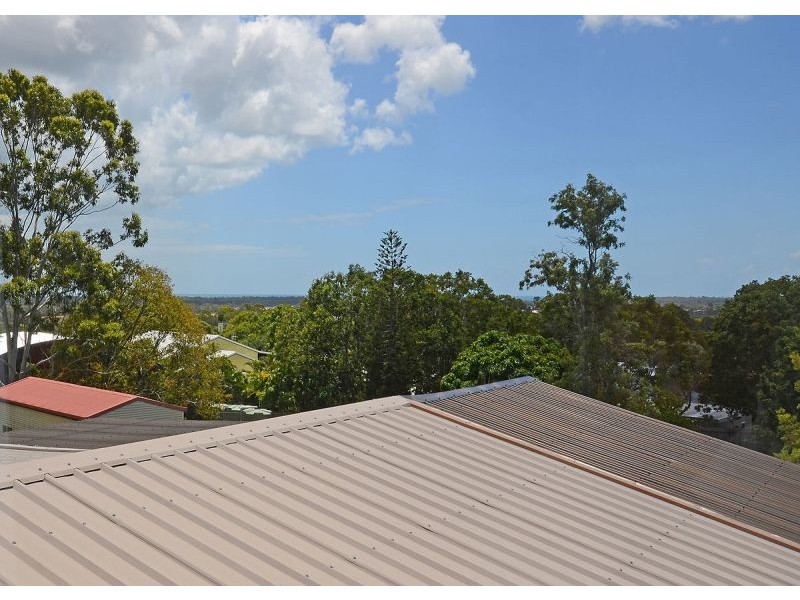 11 Tudor Avenue, Urraween QLD 4655