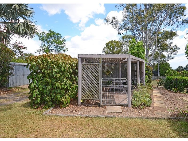 11 Tudor Avenue, Urraween QLD 4655