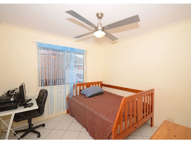 8 Archer Drive, Point Vernon QLD 4655