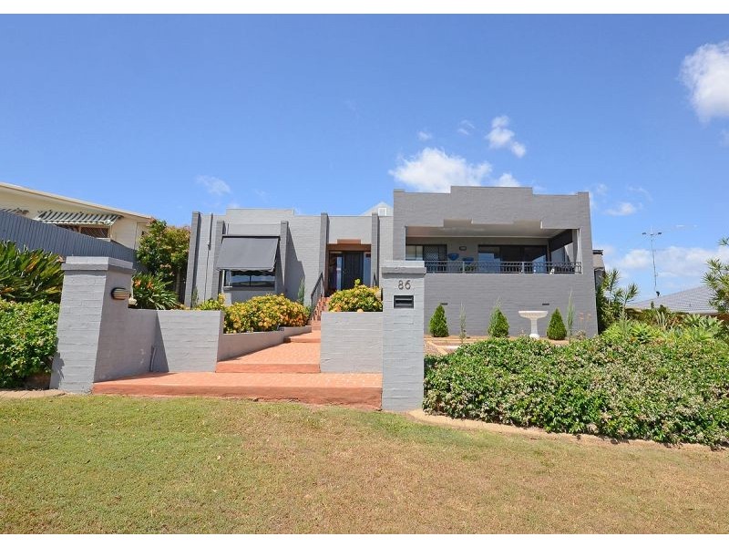 86 Christensen Street, Urraween QLD 4655