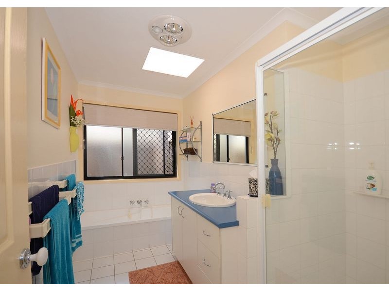 86 Christensen Street, Urraween QLD 4655