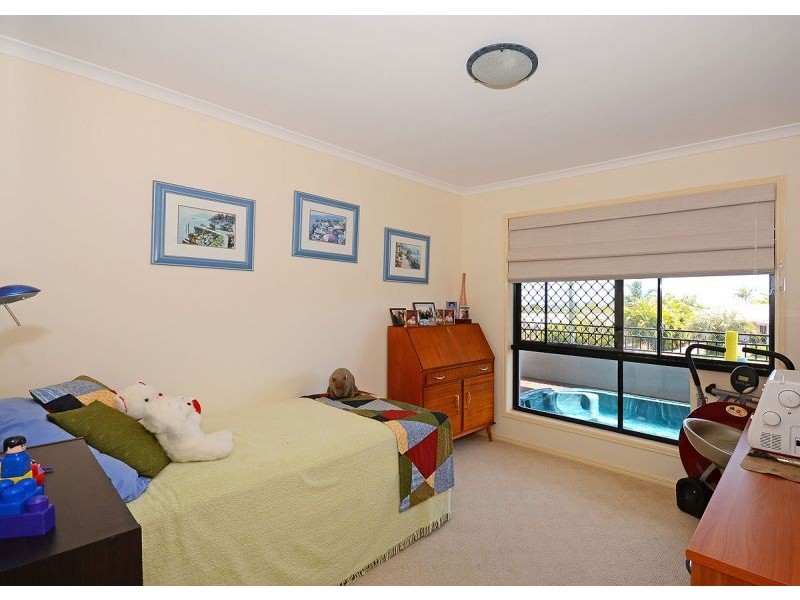 86 Christensen Street, Urraween QLD 4655