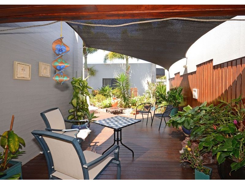 86 Christensen Street, Urraween QLD 4655