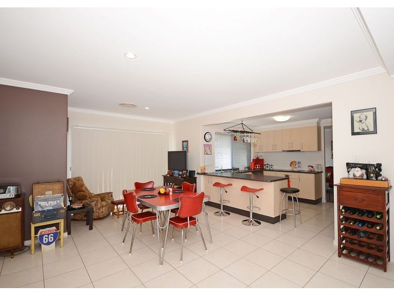 3 Kemble Way, Urraween QLD 4655