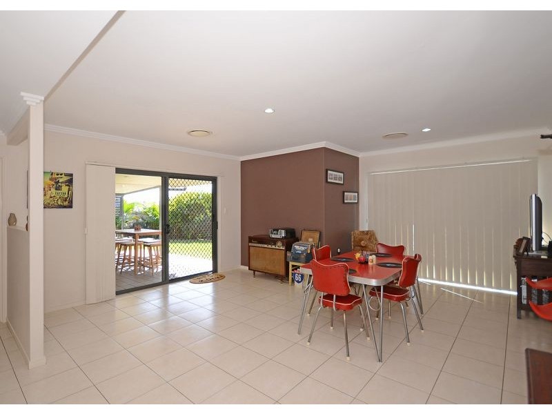 3 Kemble Way, Urraween QLD 4655