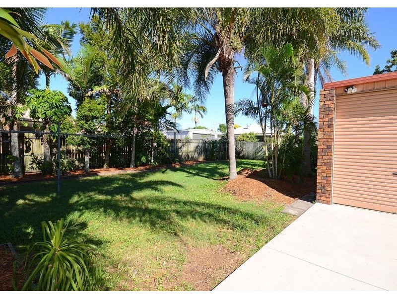 9 Karina Court, Urangan QLD 4655