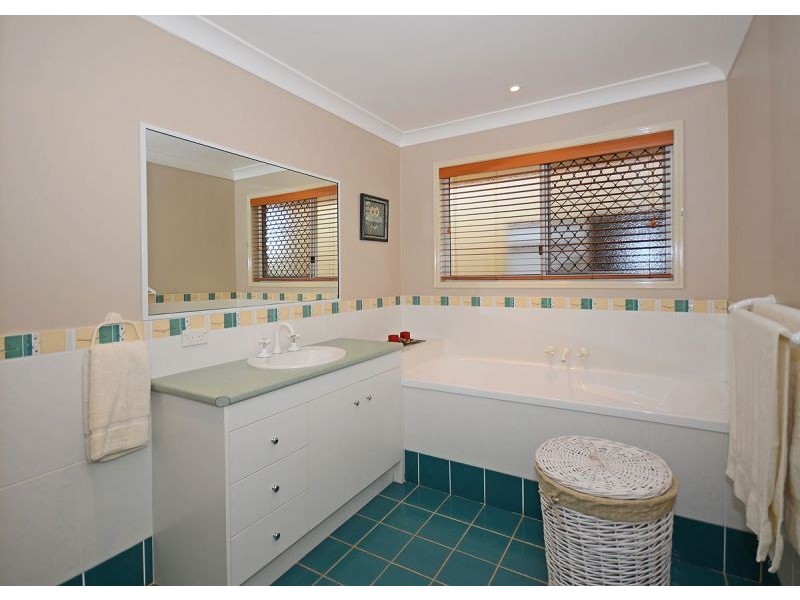 7 Marcocci Street, Urraween QLD 4655