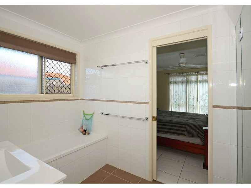 6 Burnett Court, Eli Waters QLD 4655