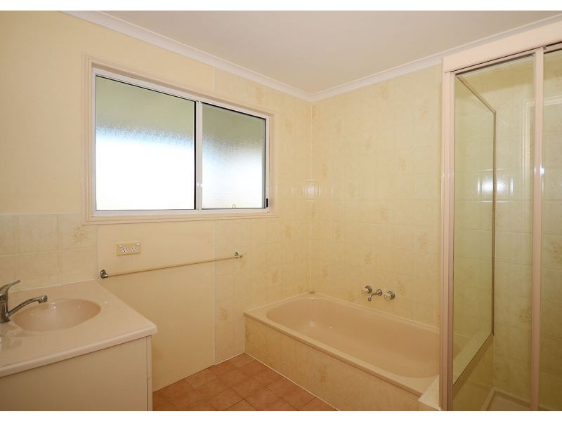 68 Curran Street, Booral QLD 4655