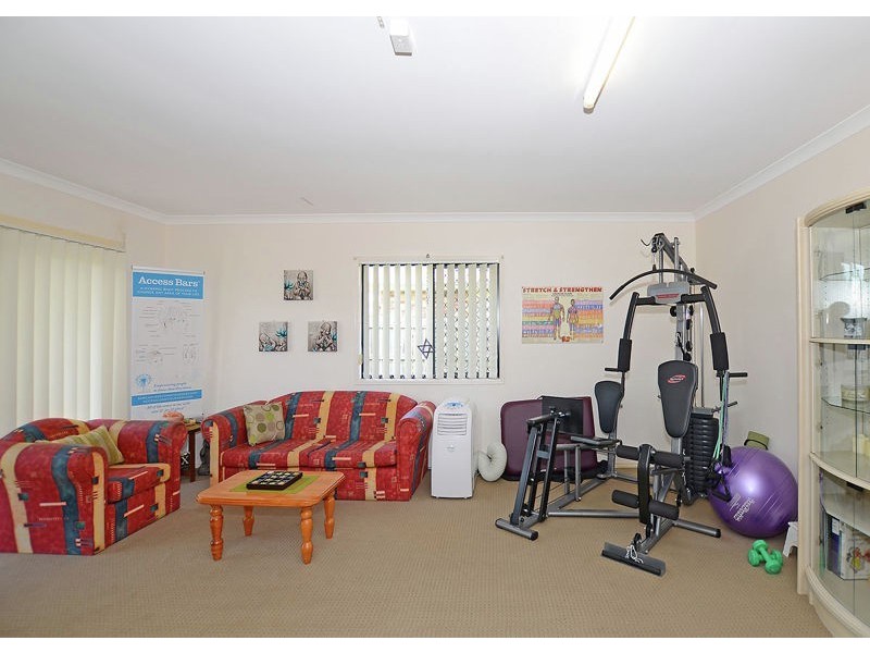 15 Colyton Street, Torquay QLD 4655