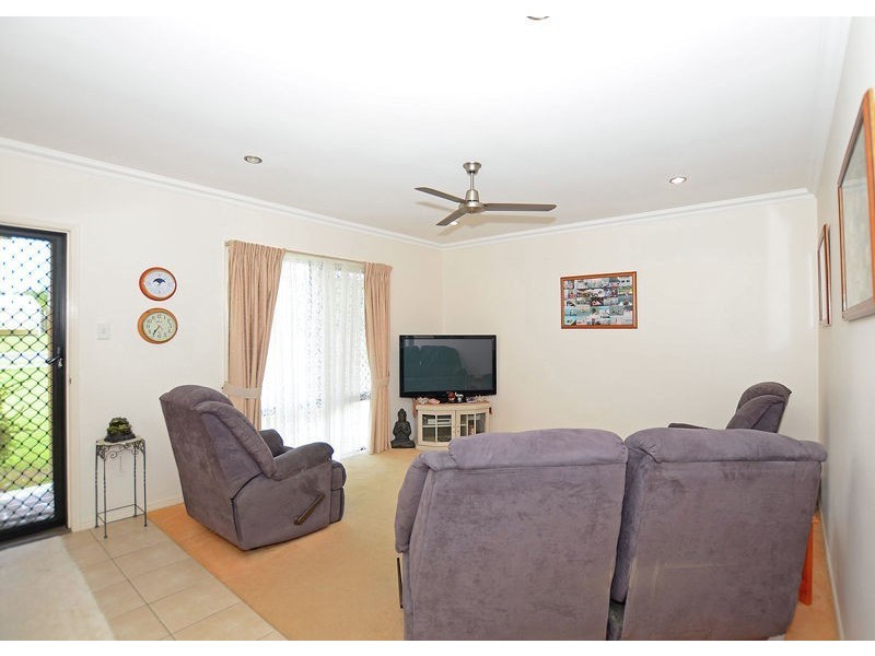 15 Colyton Street, Torquay QLD 4655