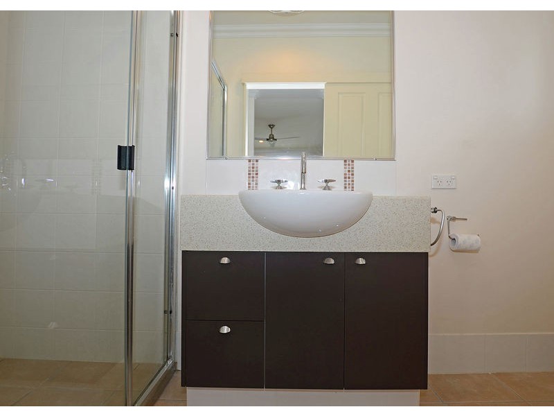 15 Colyton Street, Torquay QLD 4655