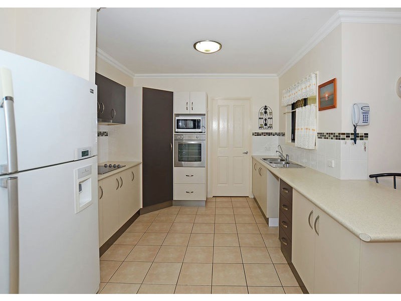 15 Colyton Street, Torquay QLD 4655