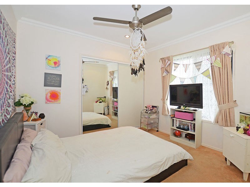 15 Colyton Street, Torquay QLD 4655