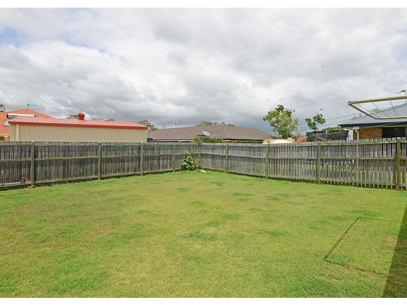 15 Colyton Street, Torquay QLD 4655