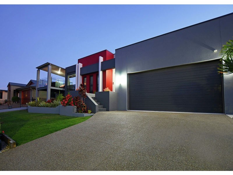 8 Pohlman Court, Scarness QLD 4655