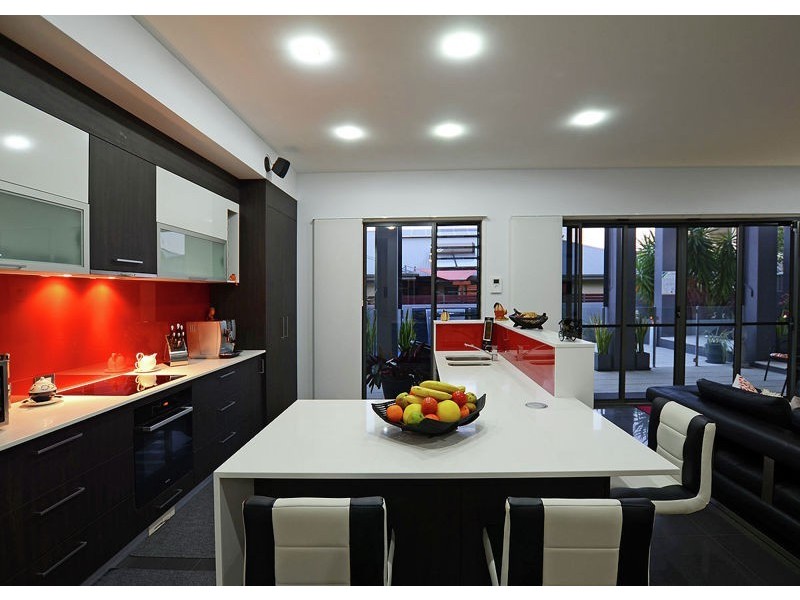 8 Pohlman Court, Scarness QLD 4655