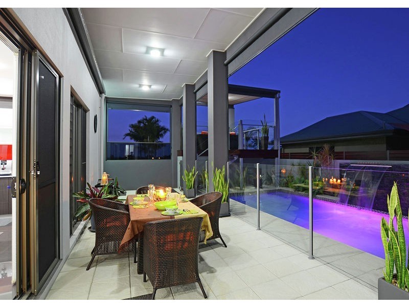 8 Pohlman Court, Scarness QLD 4655