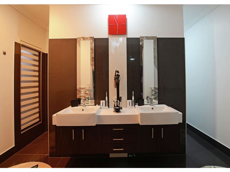 8 Pohlman Court, Scarness QLD 4655